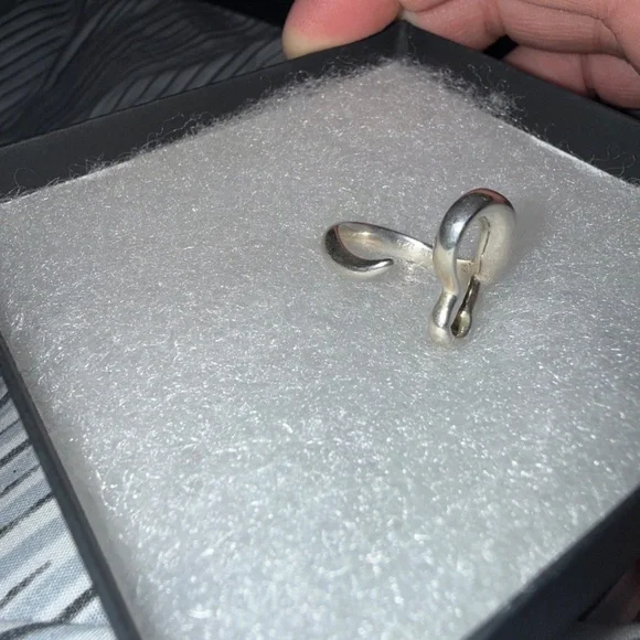 Tiffany & Co Vintage ELSA PERETTI Sterling Silver Open Heart Size 6 Ring - Picture 4 of 6